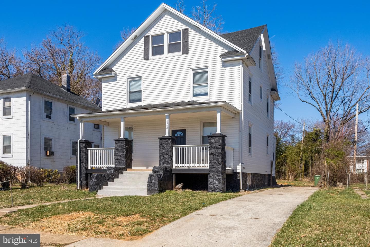 3908 Primrose Avenue photo 1