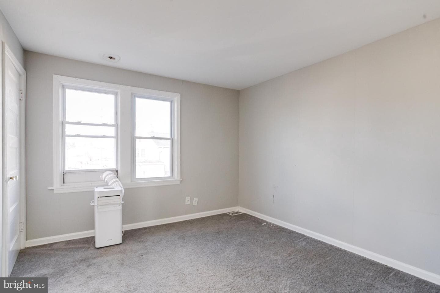 6573 Saint Helena Avenue photo 20
