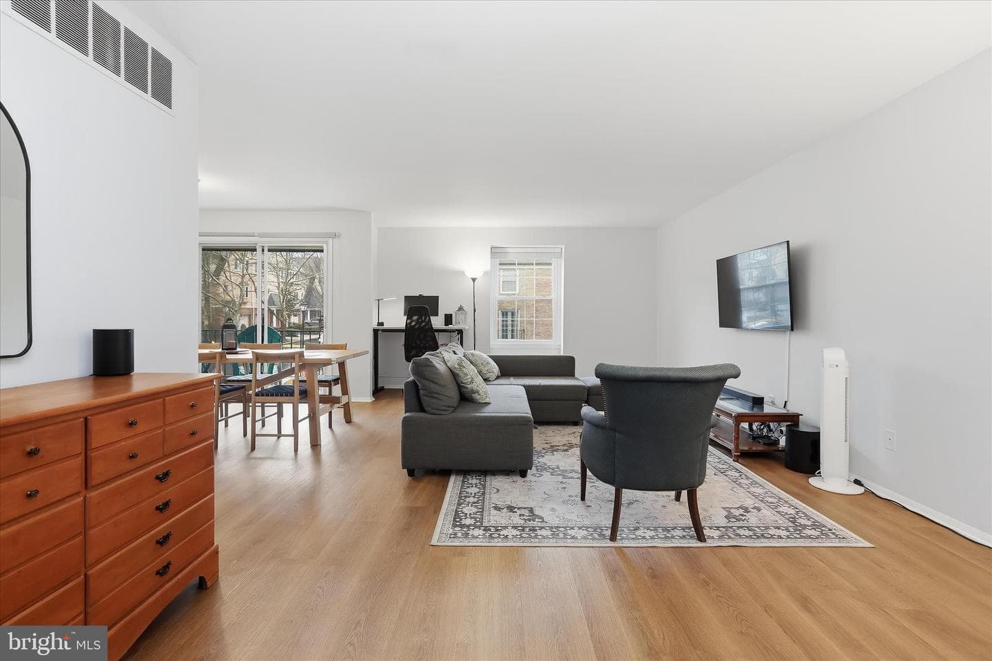 380 Homeland Southway #3a photo 6