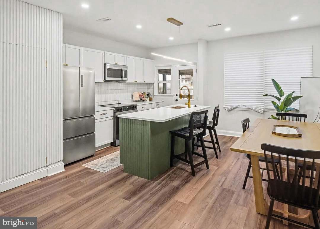 4289 Falls Road photo 1