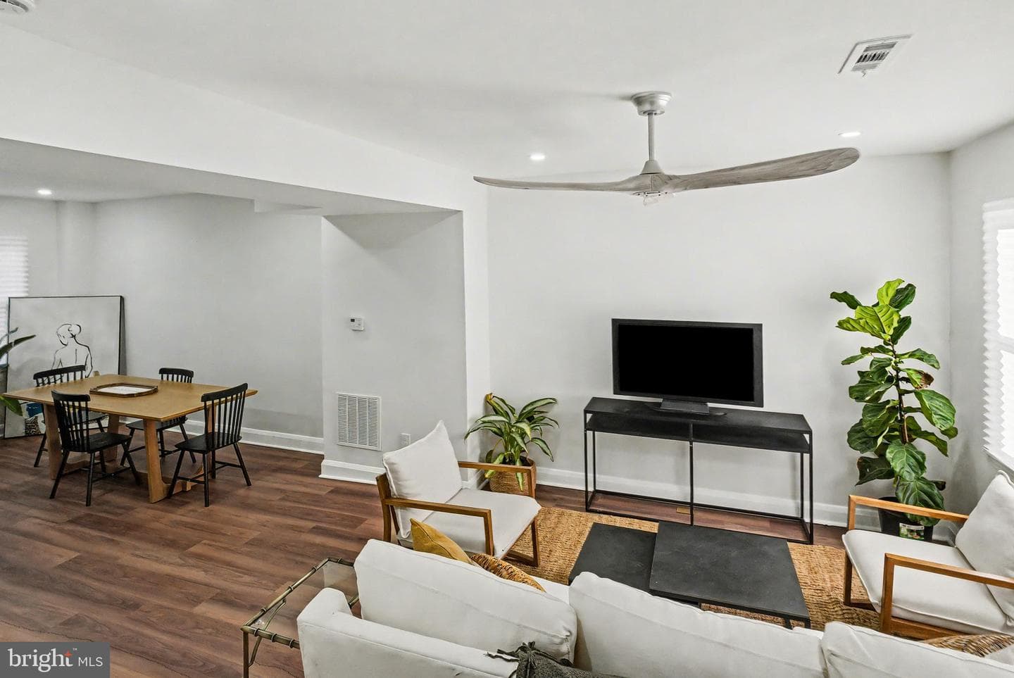4289 Falls Road photo 5