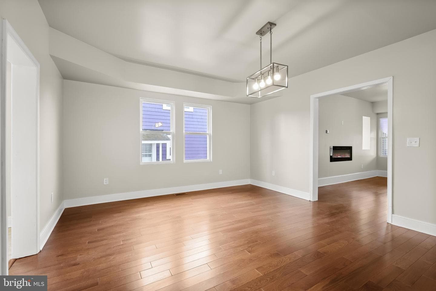 5403 Hamlet Avenue photo 23