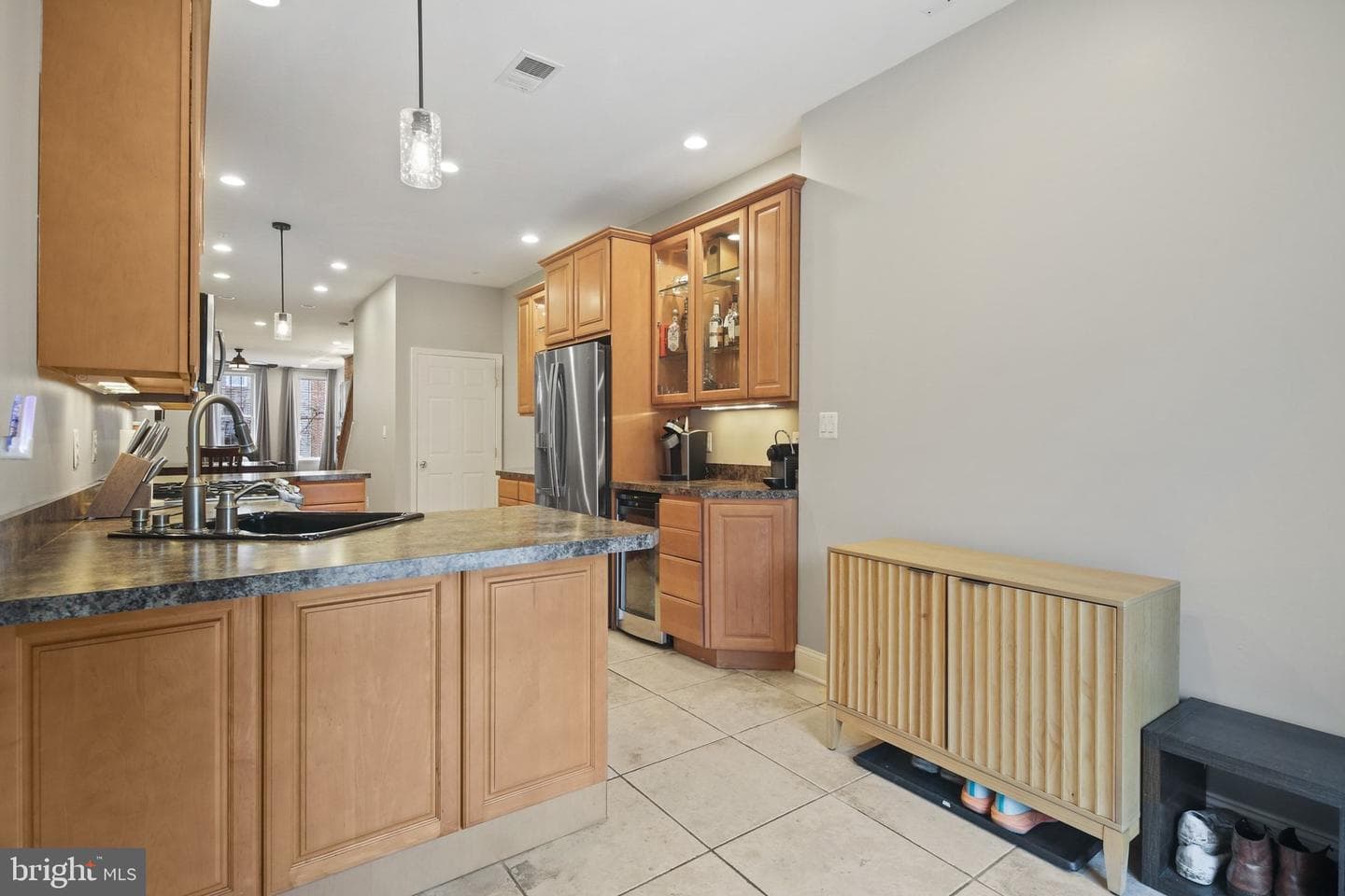 1511 S Charles Street photo 12