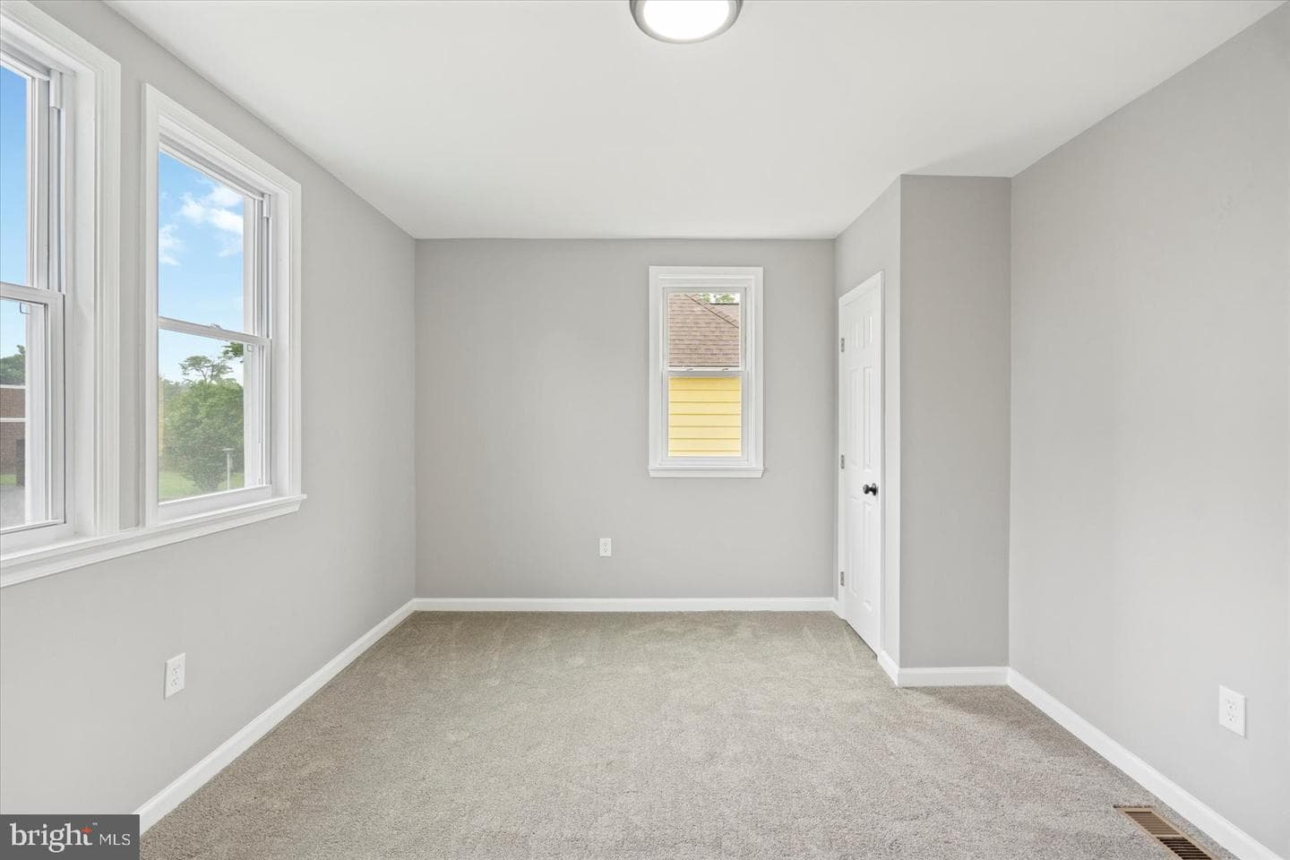 3912 Fernhill Avenue photo 24