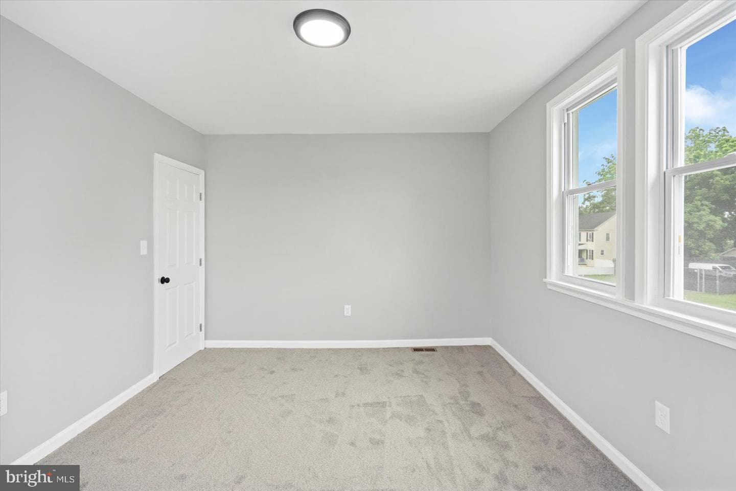 3912 Fernhill Avenue photo 25