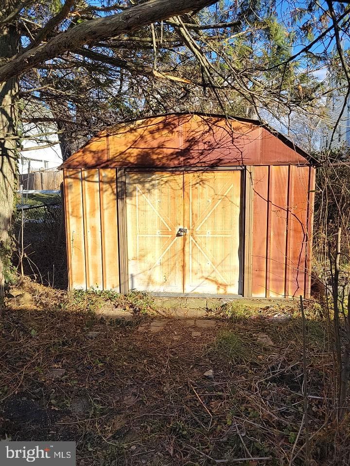 6211 Catalpha Road photo 20