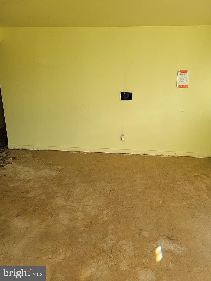 6211 Catalpha Road photo 3