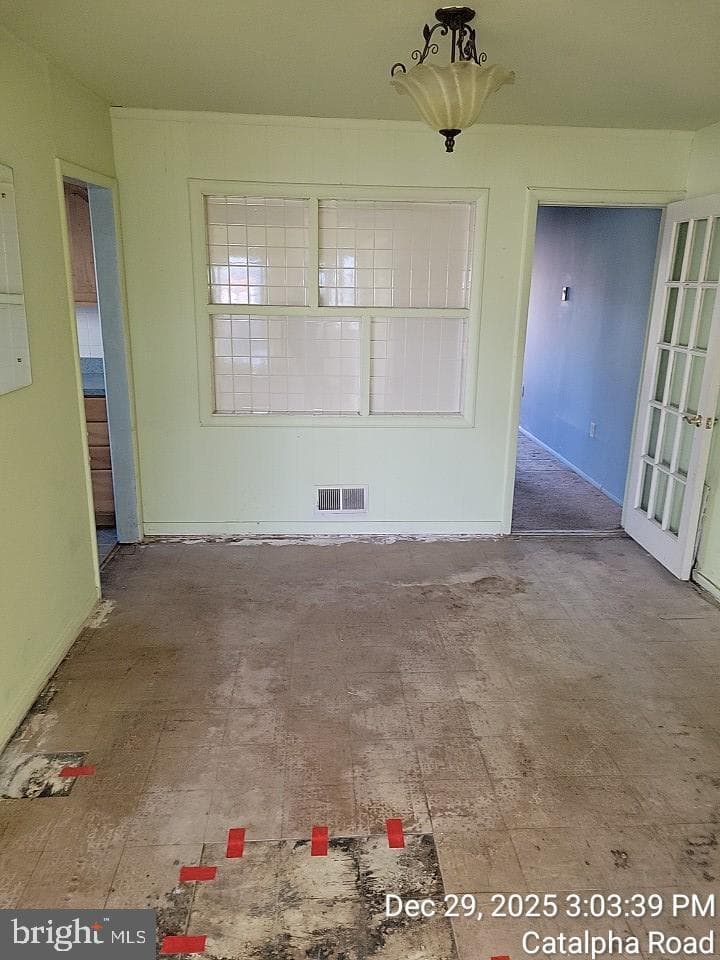 6211 Catalpha Road photo 4