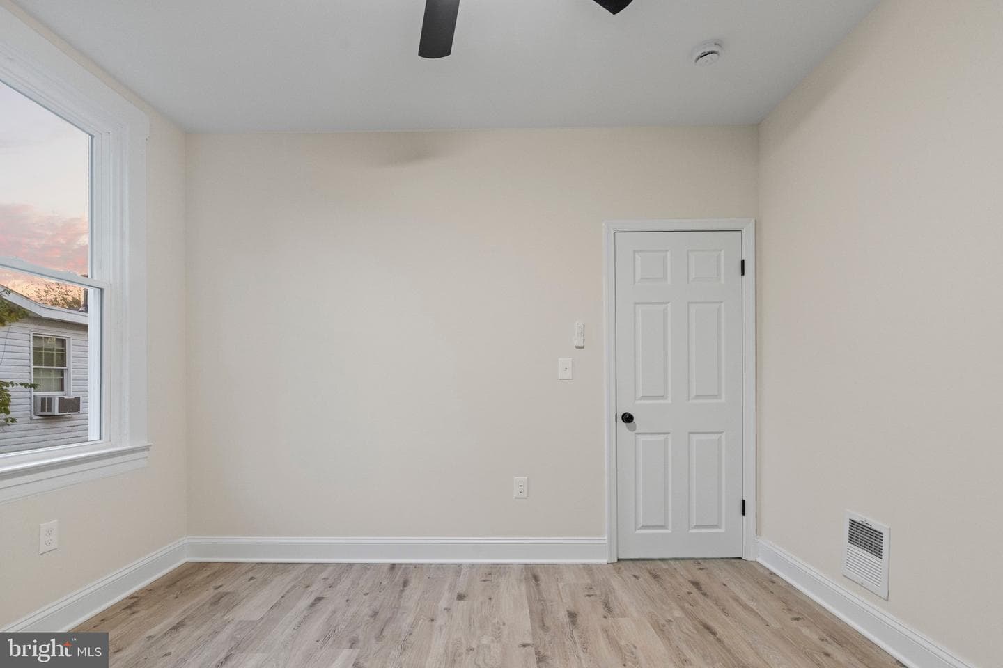 4814 Arabia Avenue photo 21