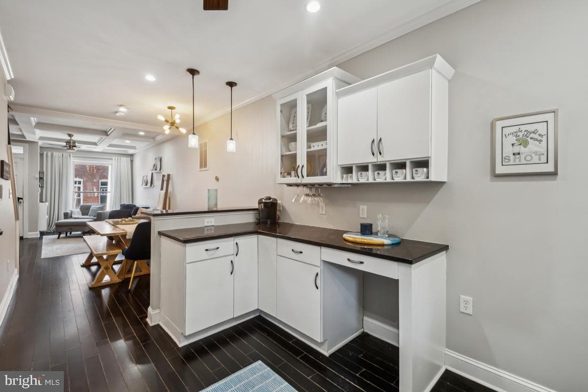 121 S Curley Street photo 19