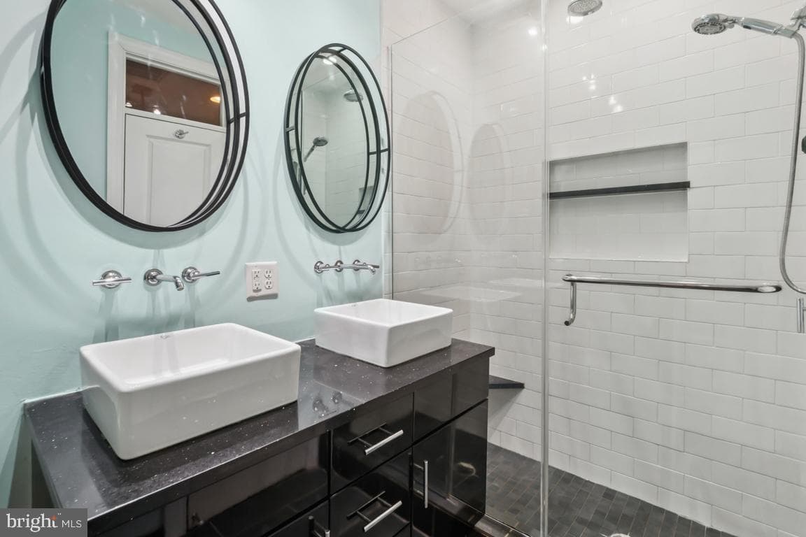 121 S Curley Street photo 25