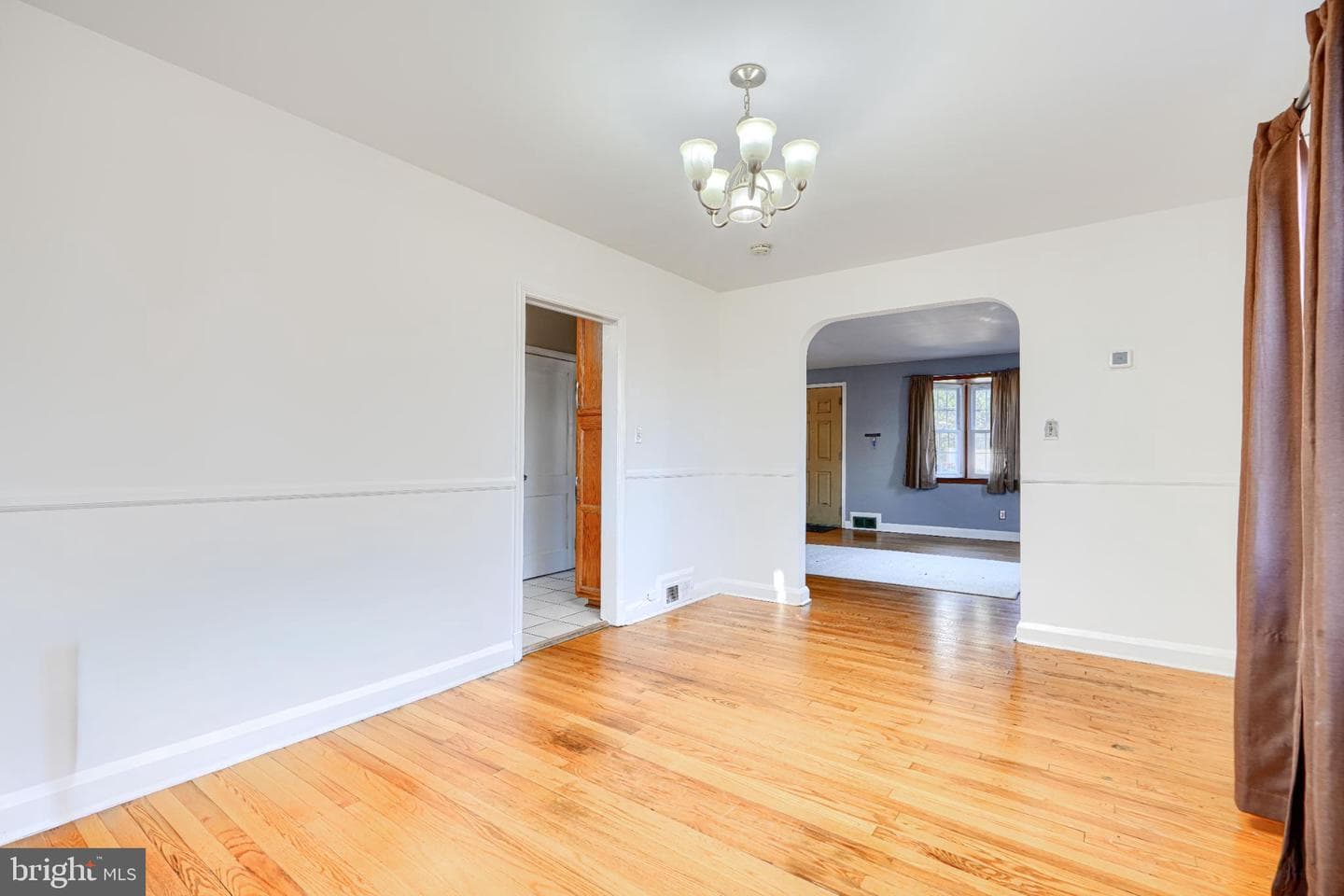 6823 Fairdel Avenue photo 10