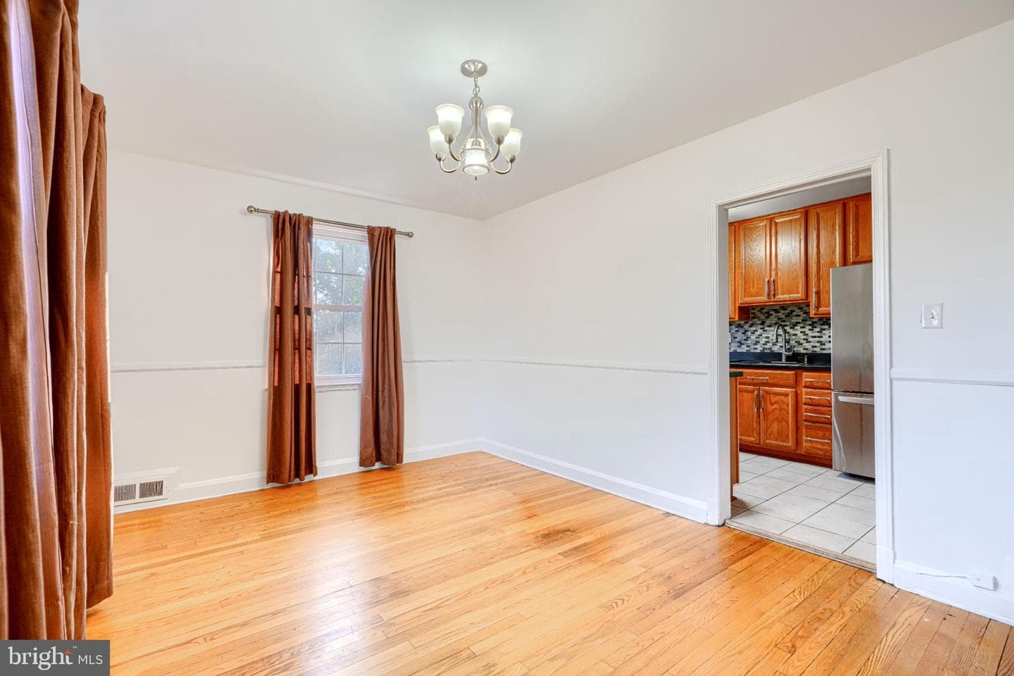 6823 Fairdel Avenue photo 9
