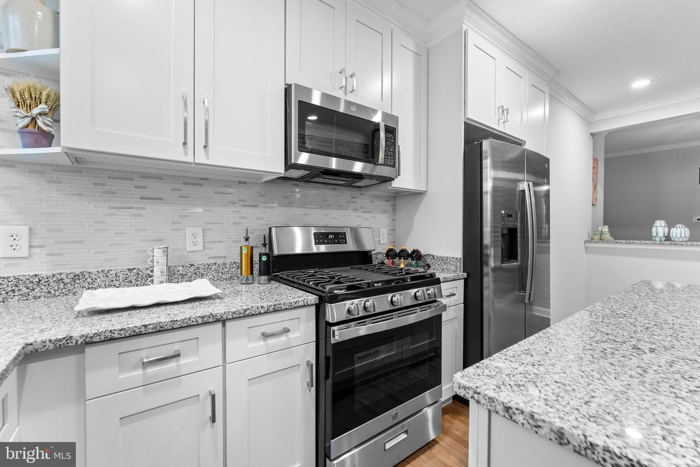 1003 W Fayette Street photo 16