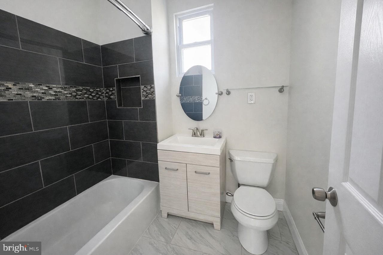 3827 Boarman Avenue photo 7