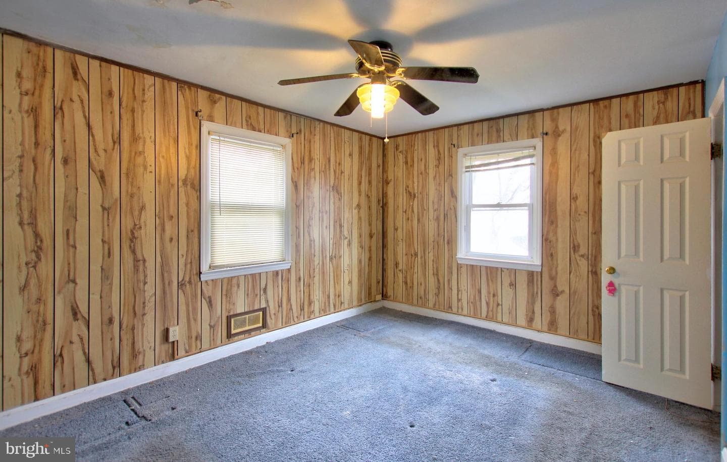 3721 Nortonia Road photo 18