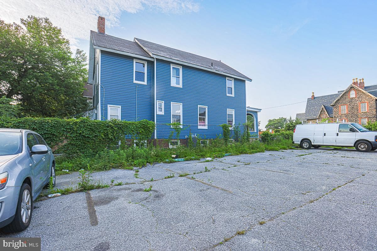 604 E 31st Street photo 14