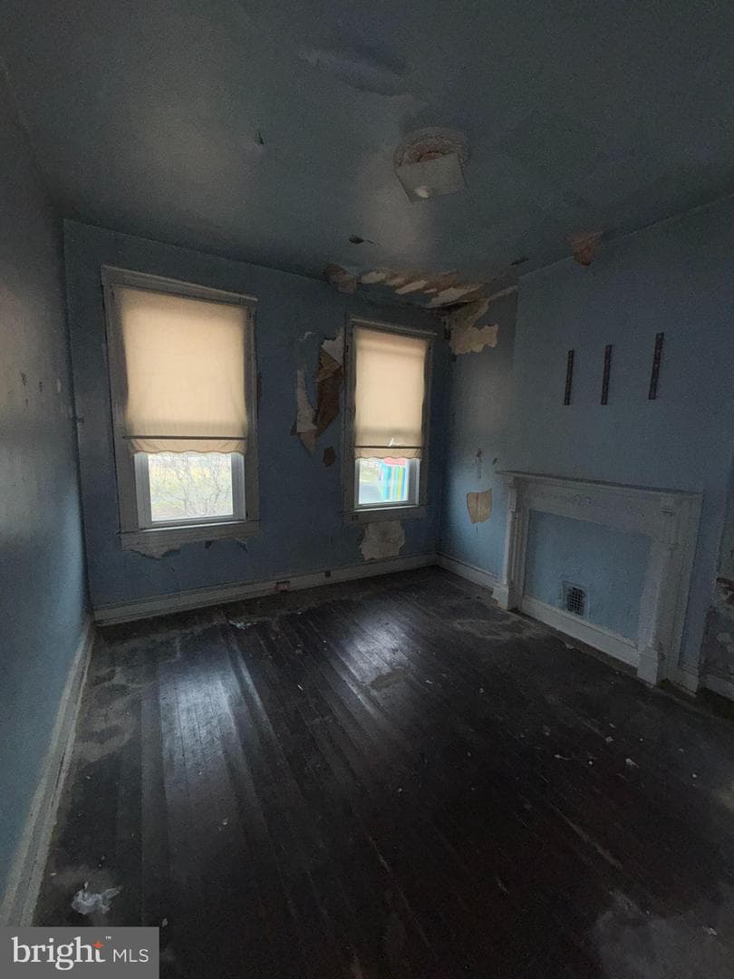706 E 21st Street photo 5