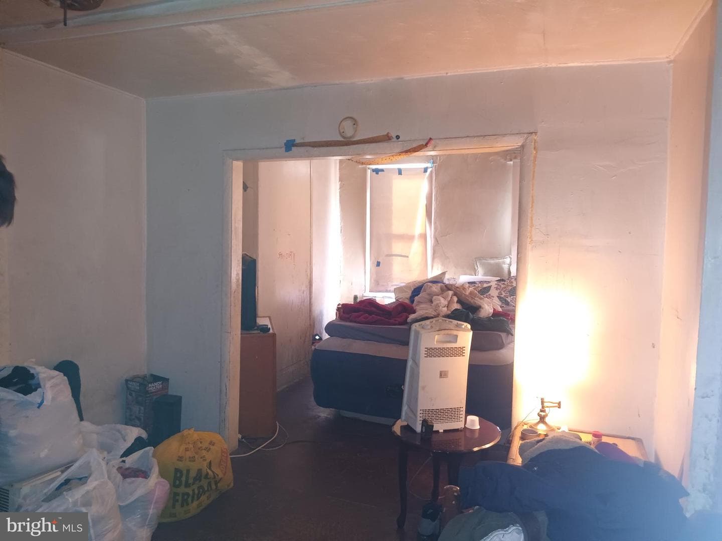 1302 N Spring St photo 5
