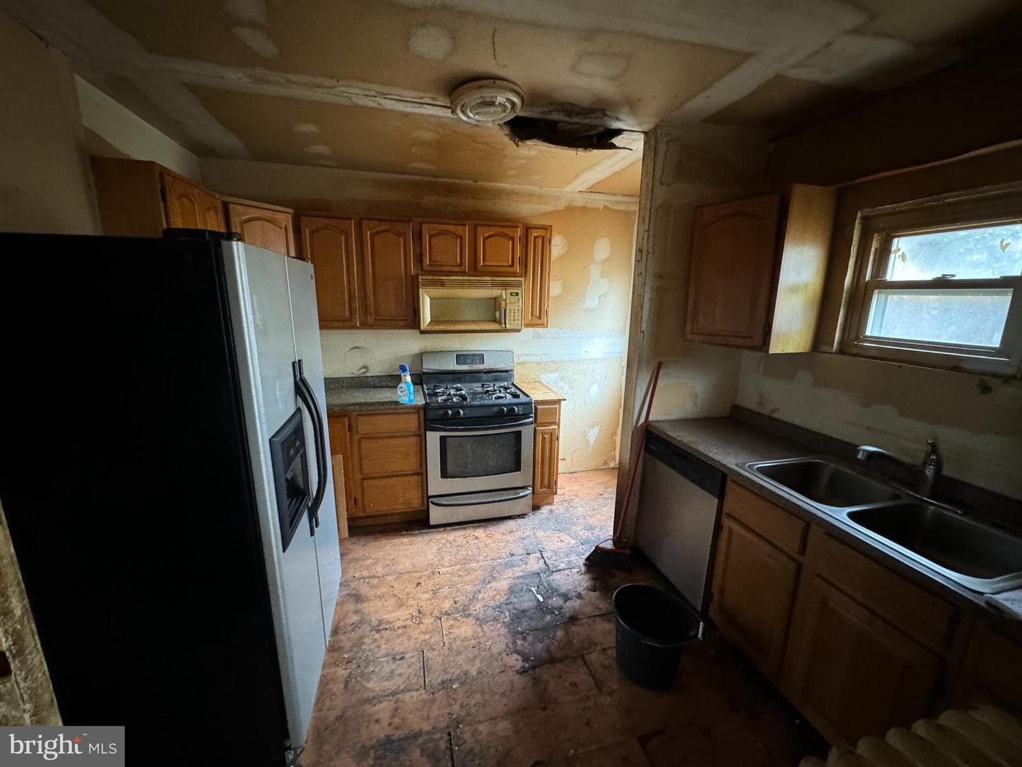4422 Forest View Avenue photo 12