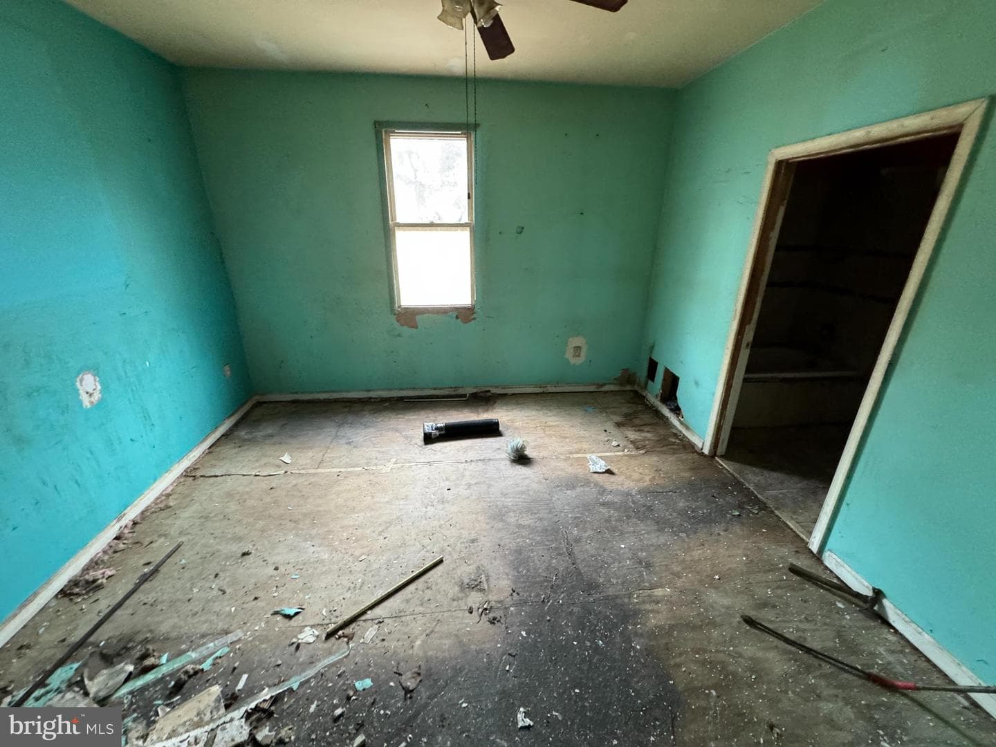 4422 Forest View Avenue photo 9
