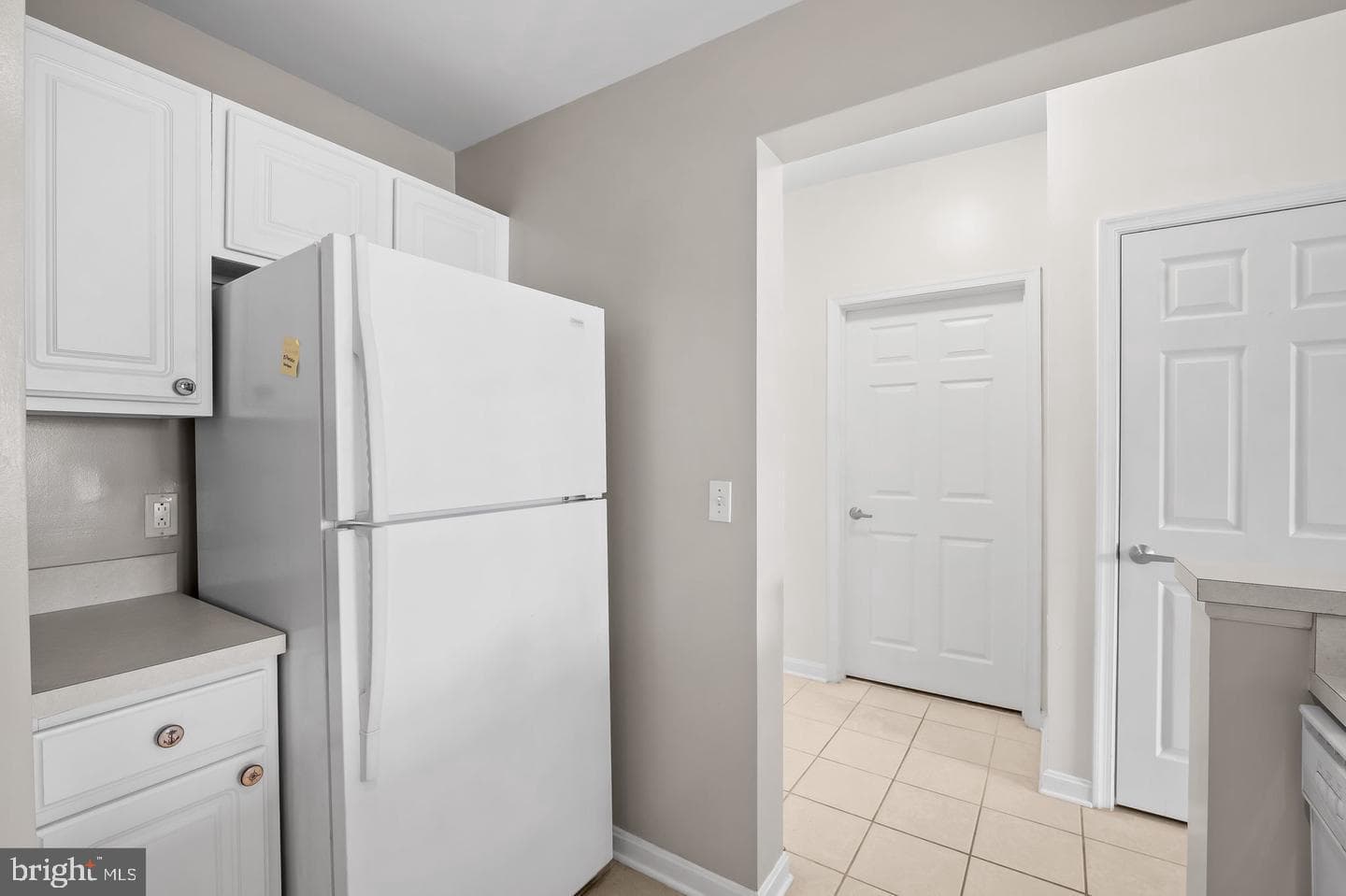 23 Pierside Drive #413 photo 6