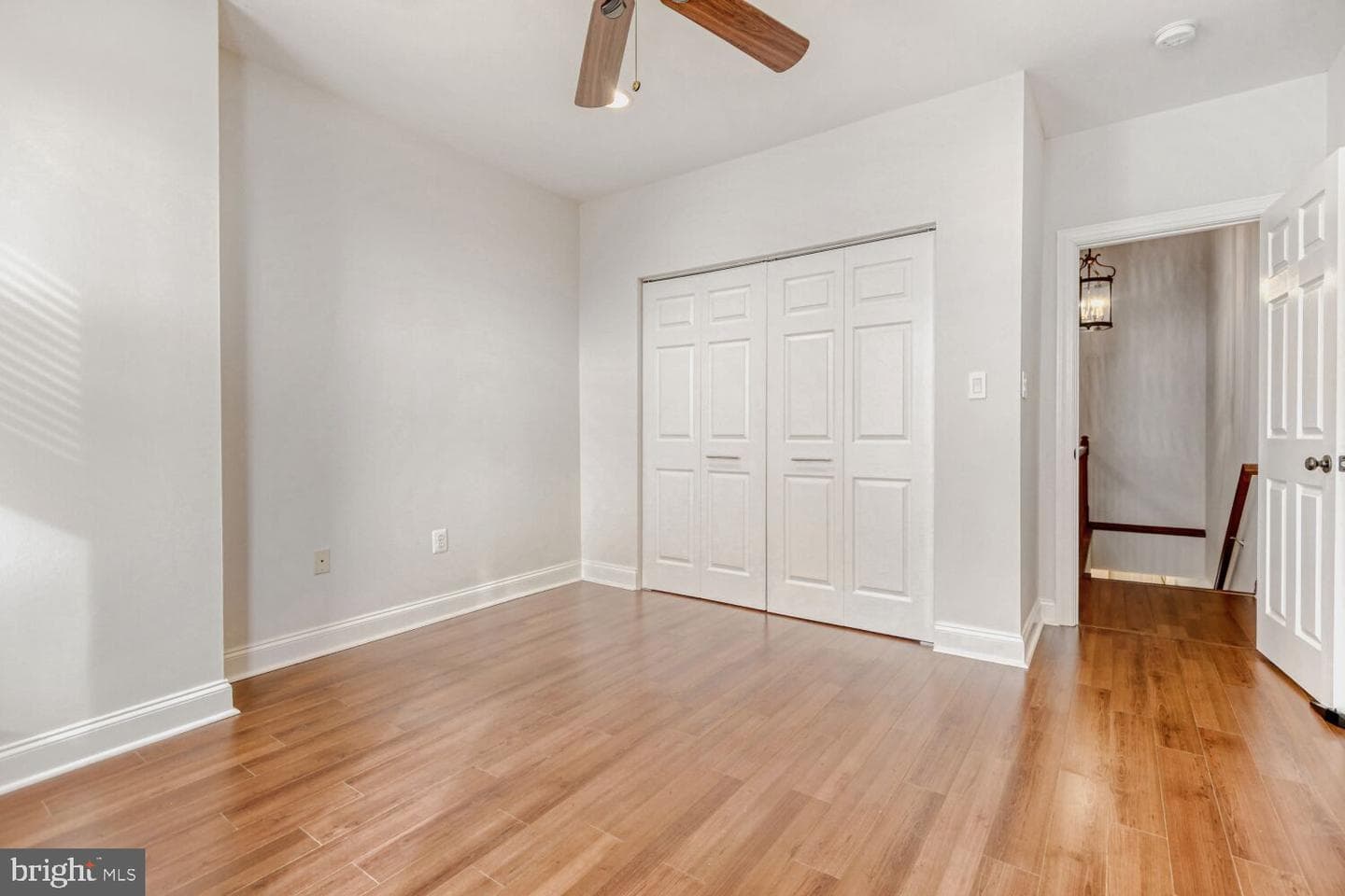 4126 Falls Road photo 10