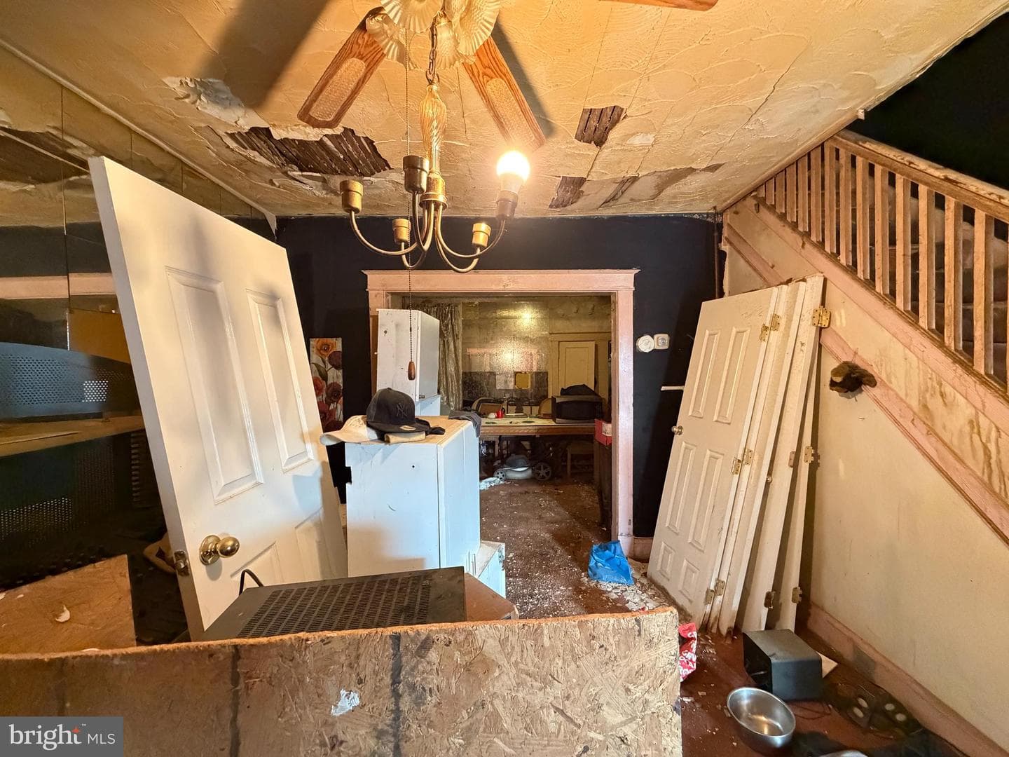 2530 W Lafayette Avenue photo 4