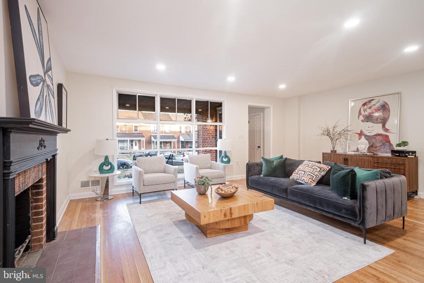 6138 Dunroming Road photo 4