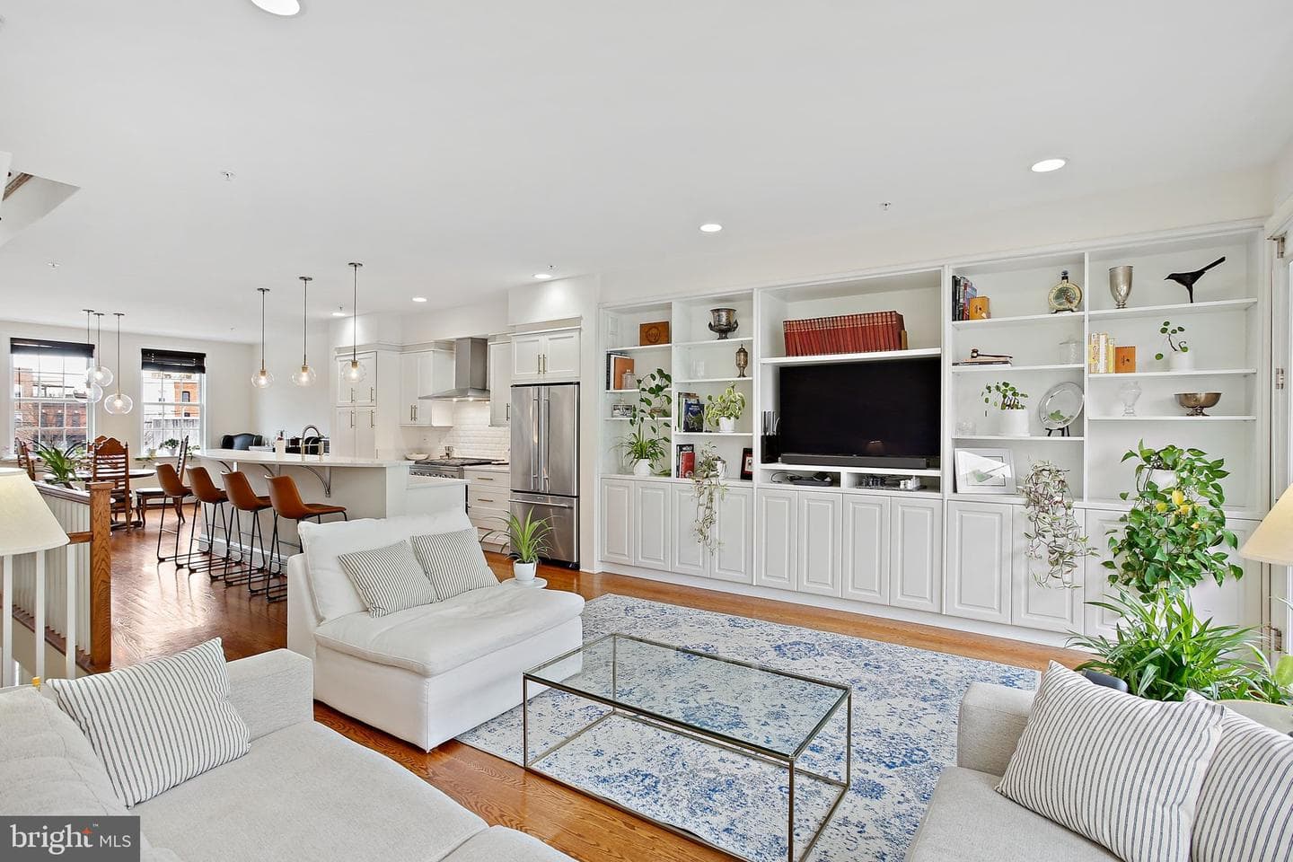 1324 Haubert Street photo 2