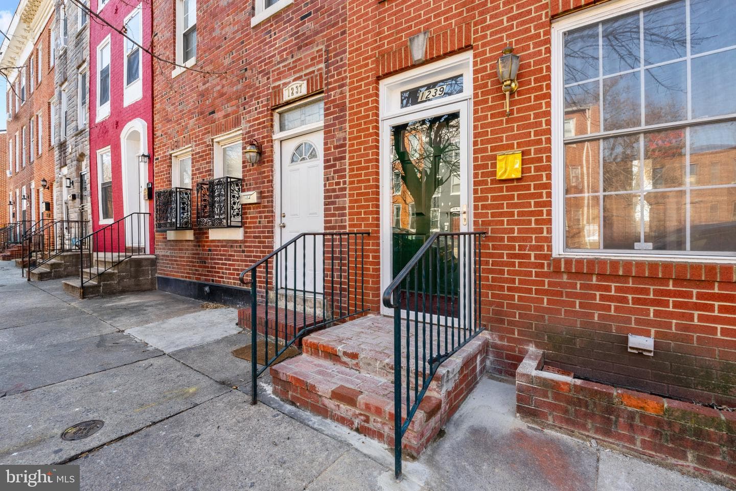 1239 W Lombard Street photo 33