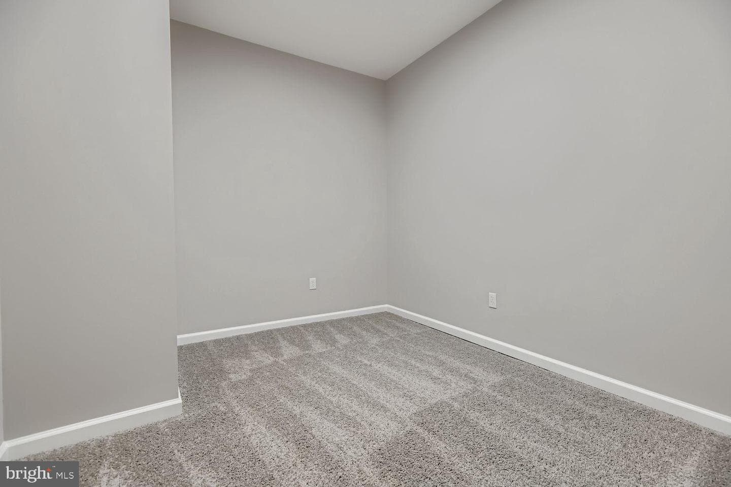 3654 Malden Avenue photo 11