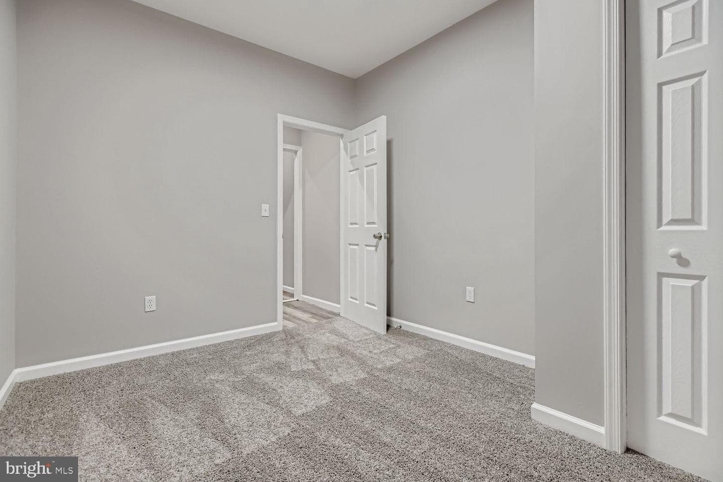3654 Malden Avenue photo 12