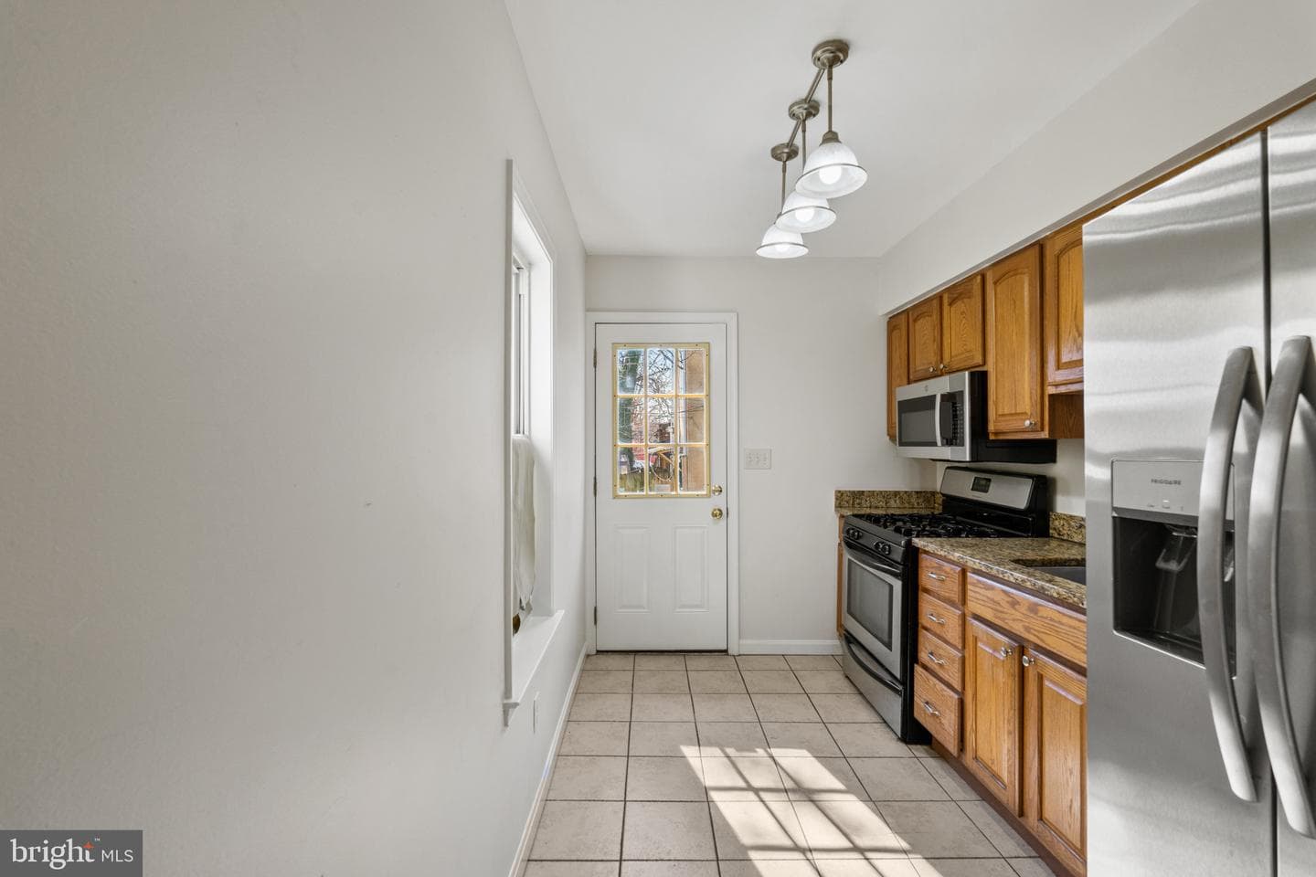 1241 W Lombard Street photo 10