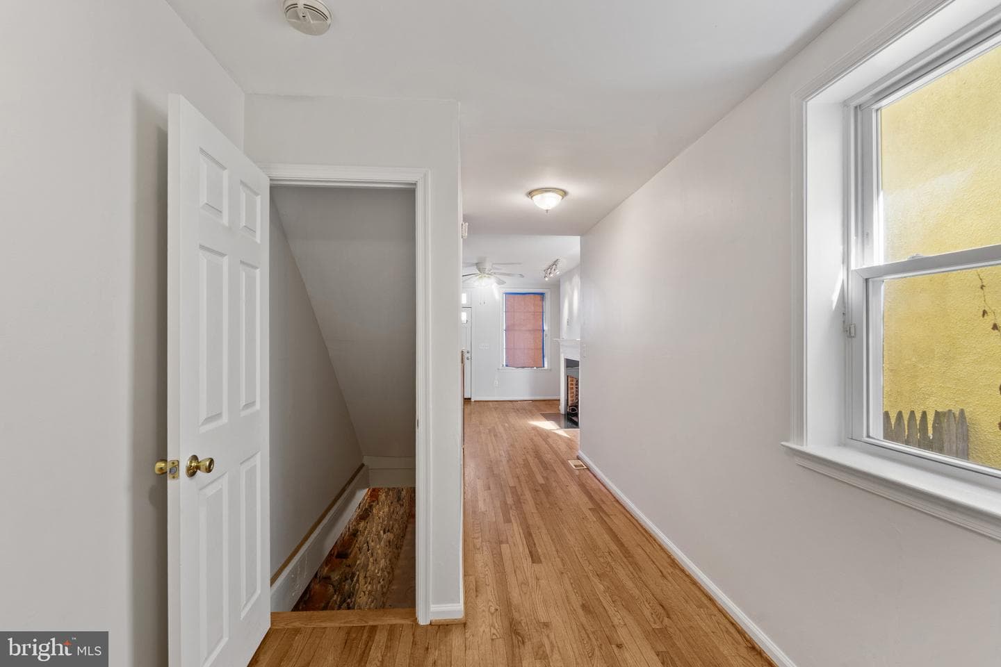 1241 W Lombard Street photo 8