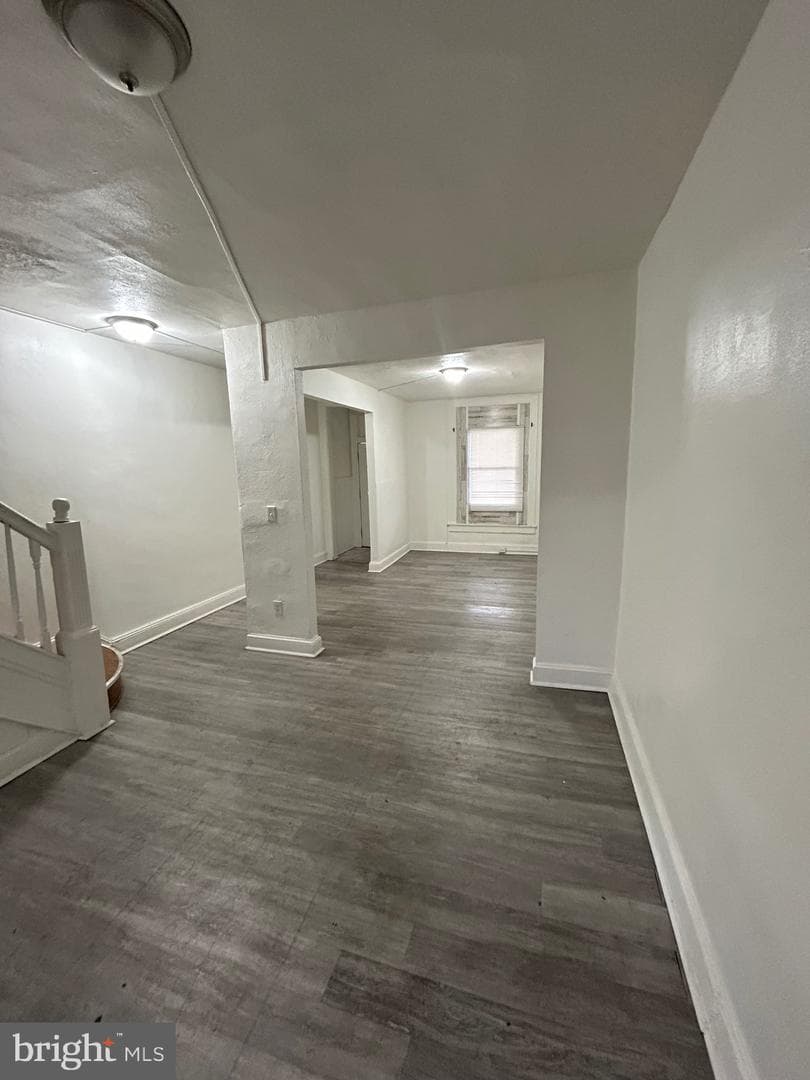 2015 Sinclair Lane photo 3