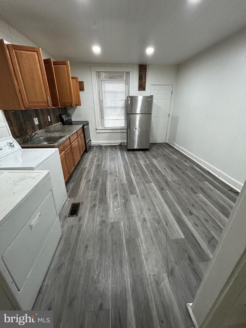 2015 Sinclair Lane photo 4