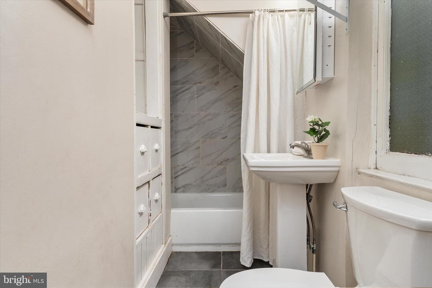 1803 Madison Avenue photo 13