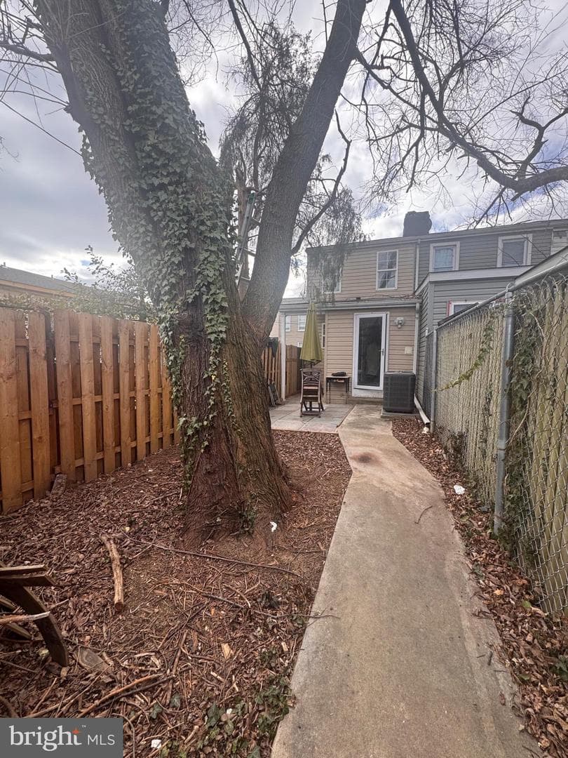 424 Freeman Street photo 21