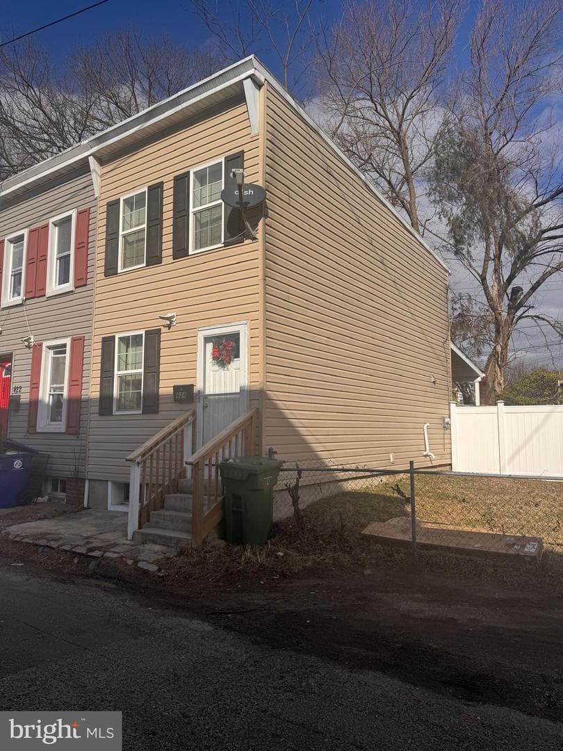 424 Freeman Street photo 23