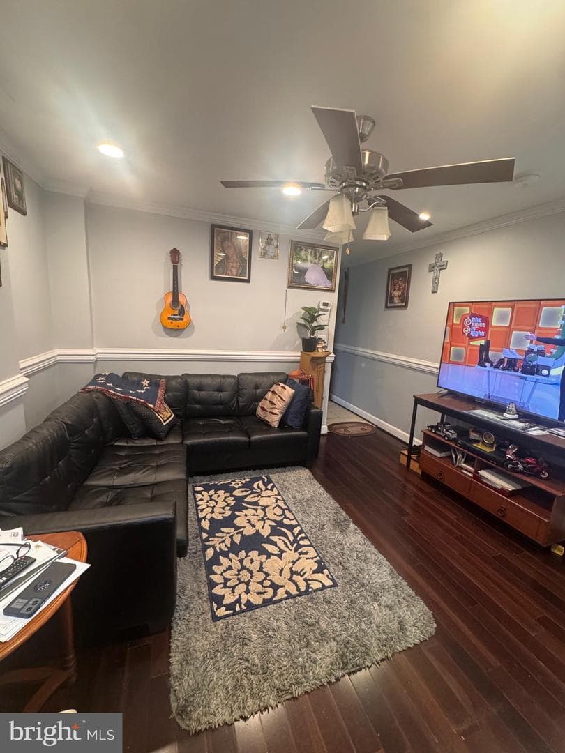 424 Freeman Street photo 3