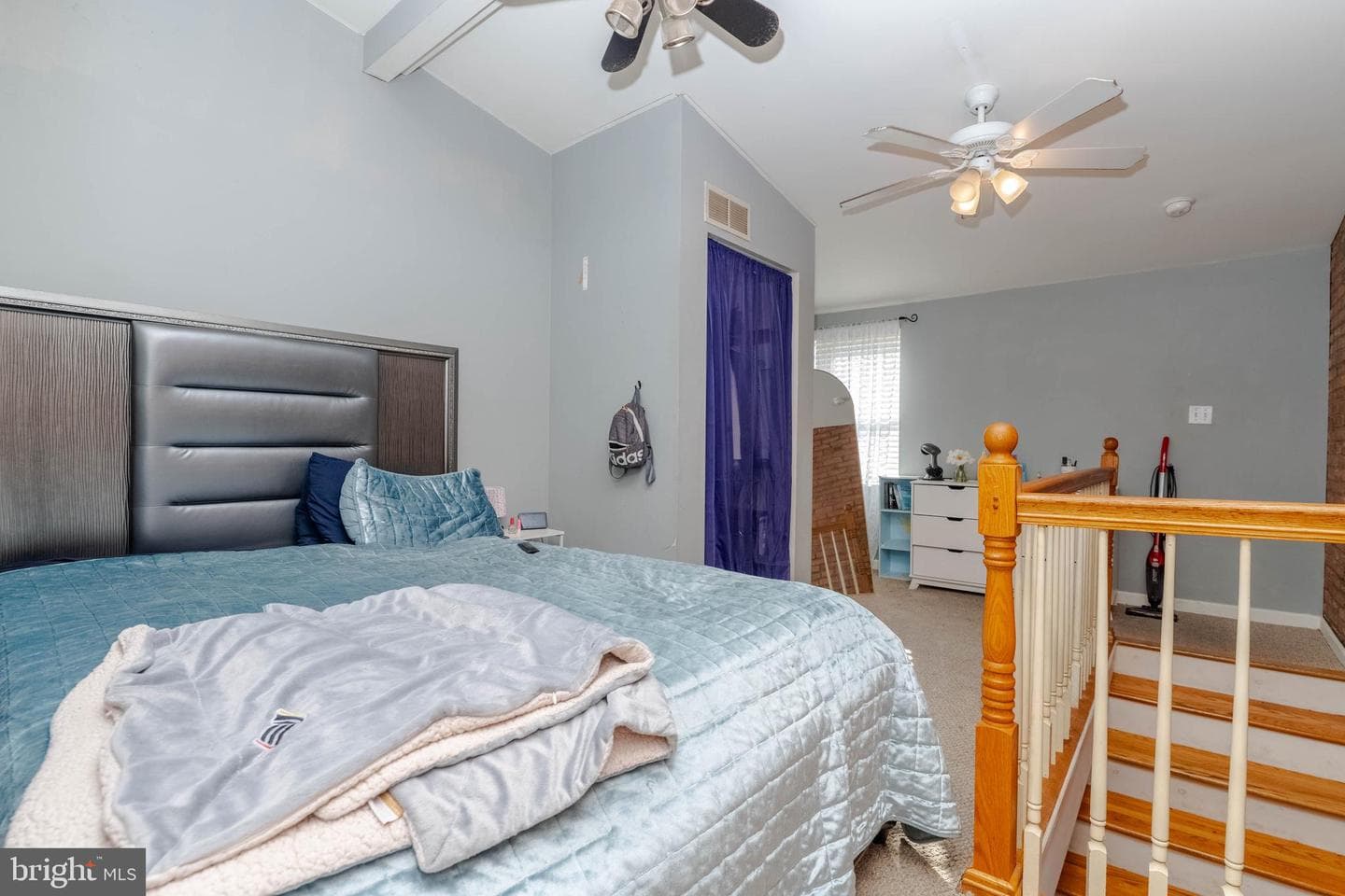 2933 Hudson Street photo 12