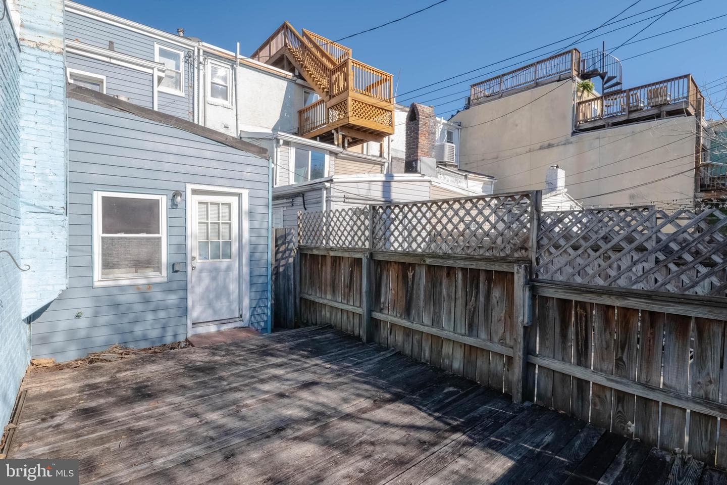 2933 Hudson Street photo 23