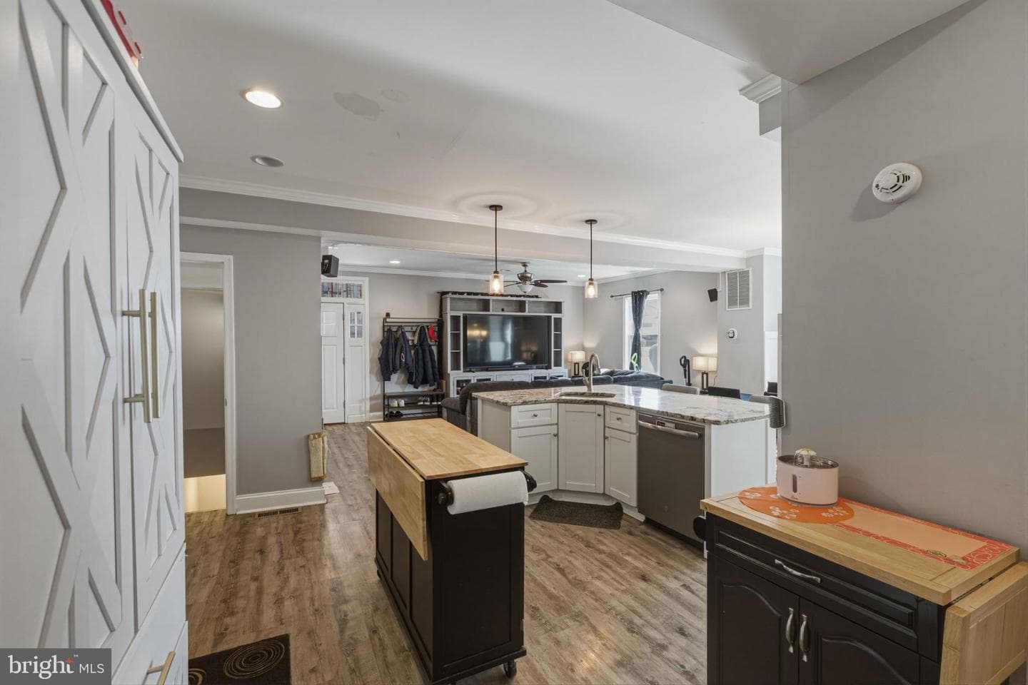 3807 Frankford Avenue photo 21