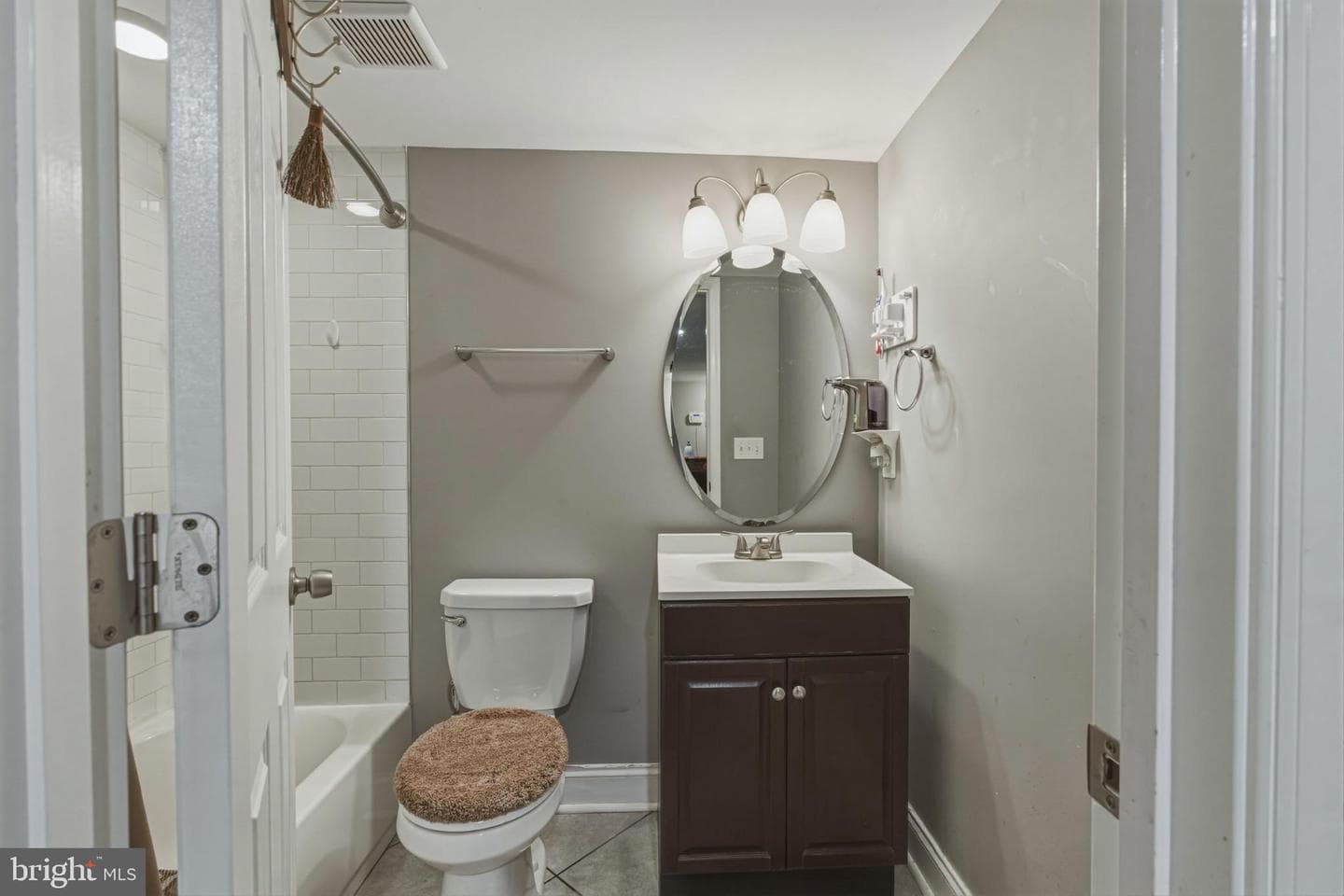 3807 Frankford Avenue photo 43
