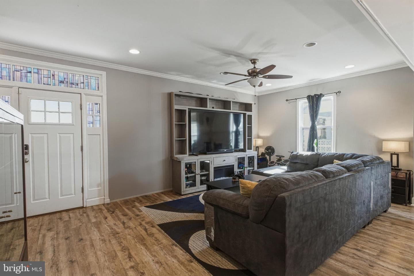3807 Frankford Avenue photo 9