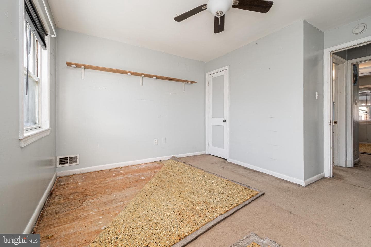 1217 Anglesea Street photo 17