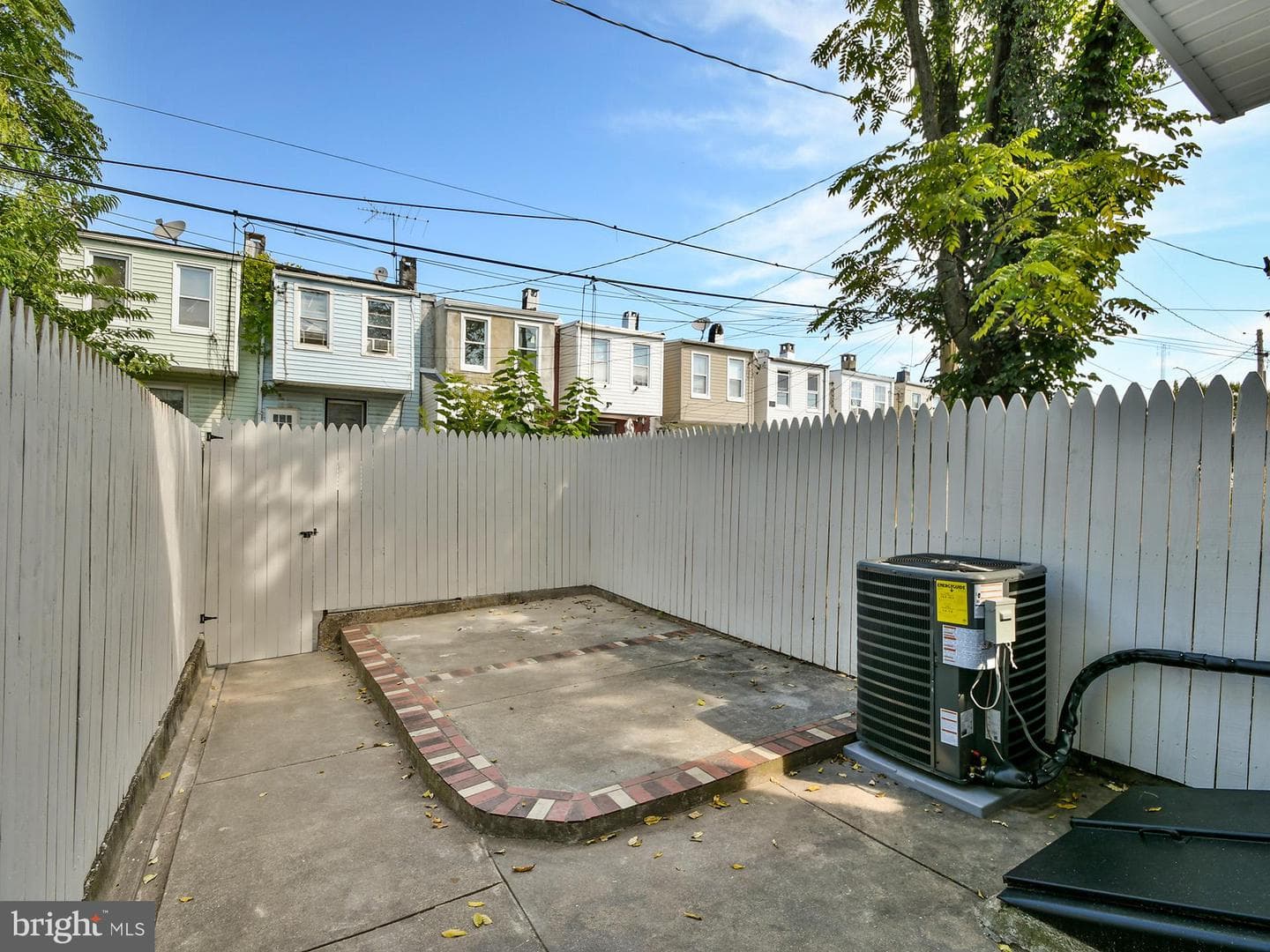 2114 Cliftwood Avenue photo 13