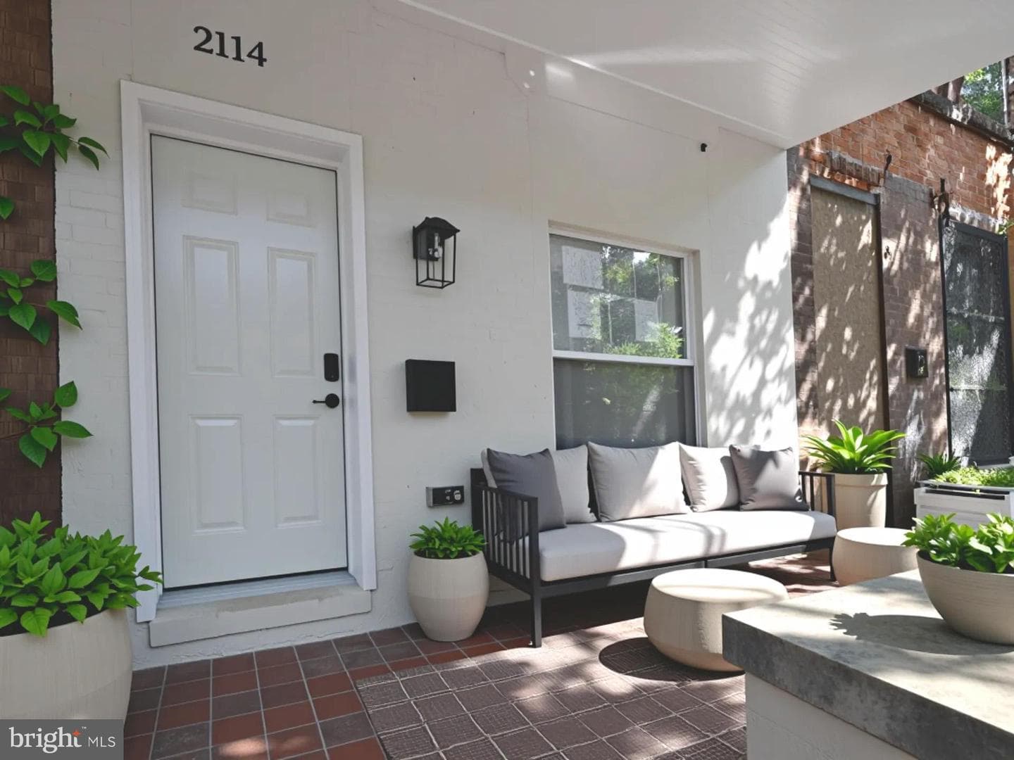 2114 Cliftwood Avenue photo 4