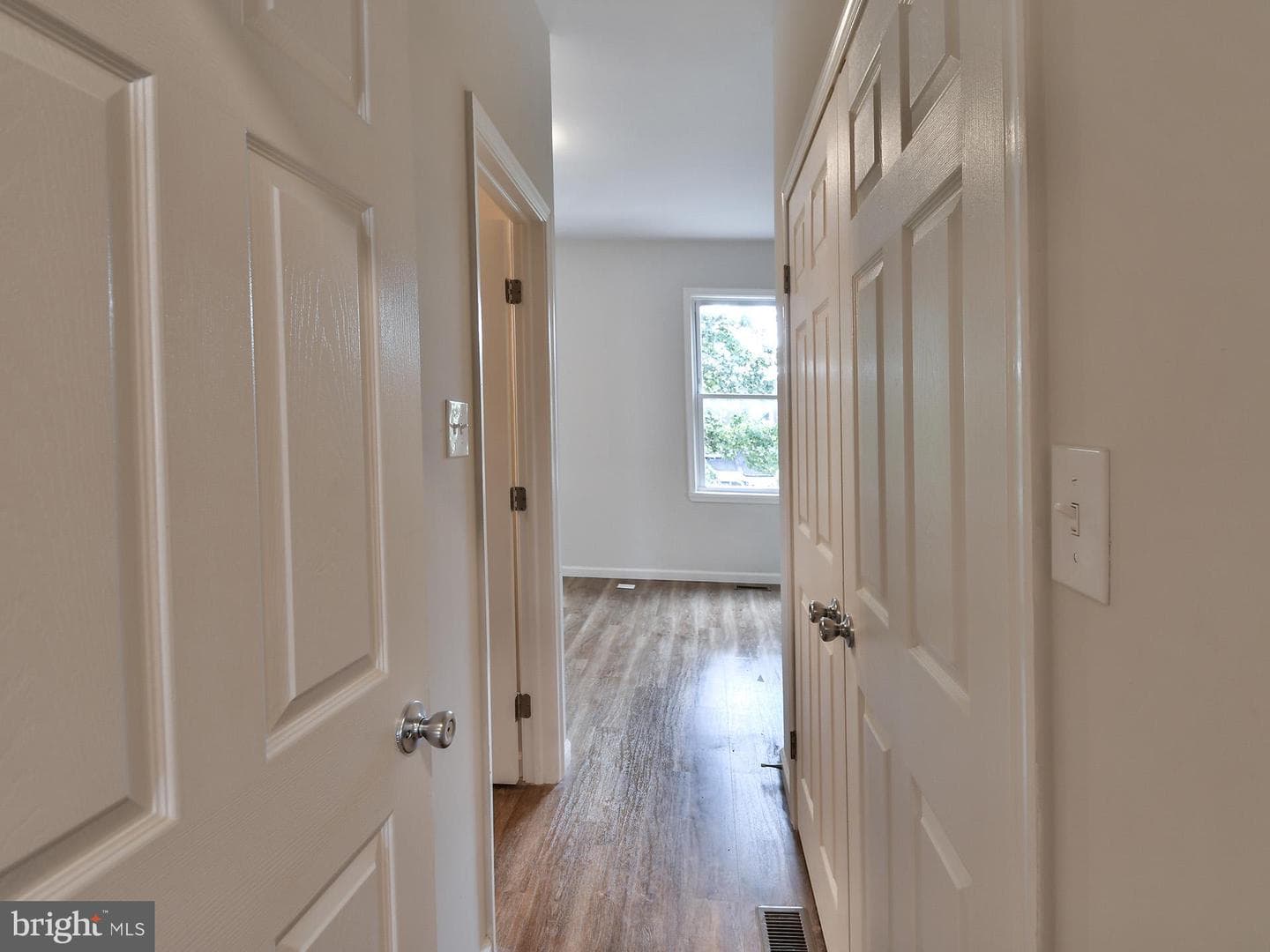 2114 Cliftwood Avenue photo 42